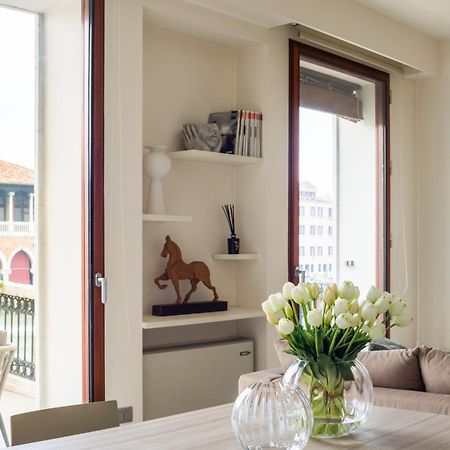 Grand Canal Luxury Apartment With Terrace R&R Venice Exterior photo