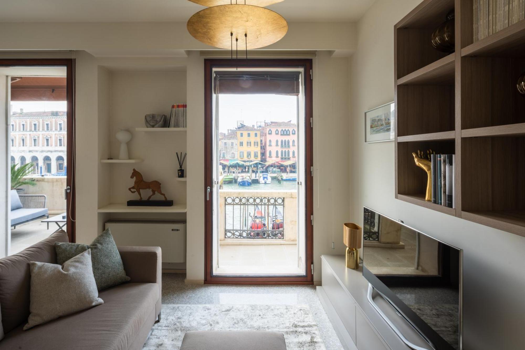 Grand Canal Luxury Apartment With Terrace R&R Venice Exterior photo
